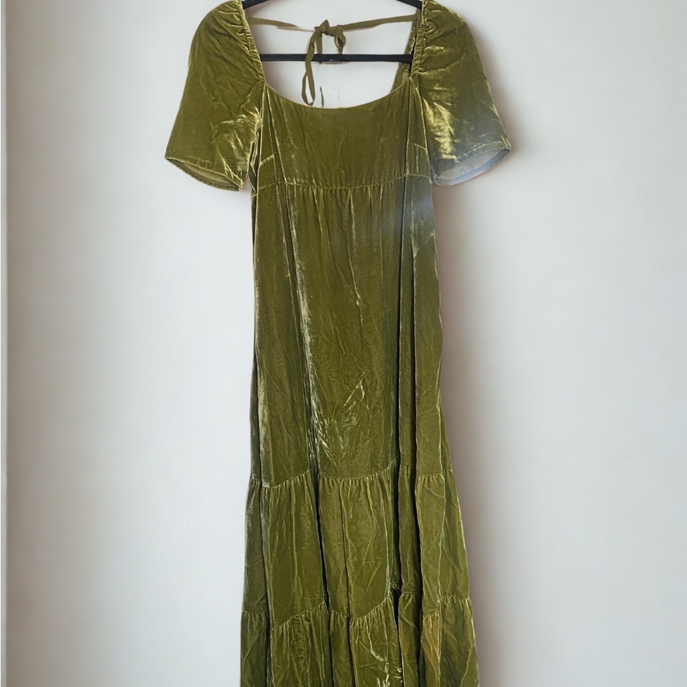 Elegant Olive Green Velvet Dress